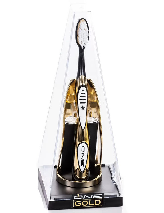 Periuta de dinti One Gold placata cu aur 24K, 3 rezerve roz, Limited Edition, Alba